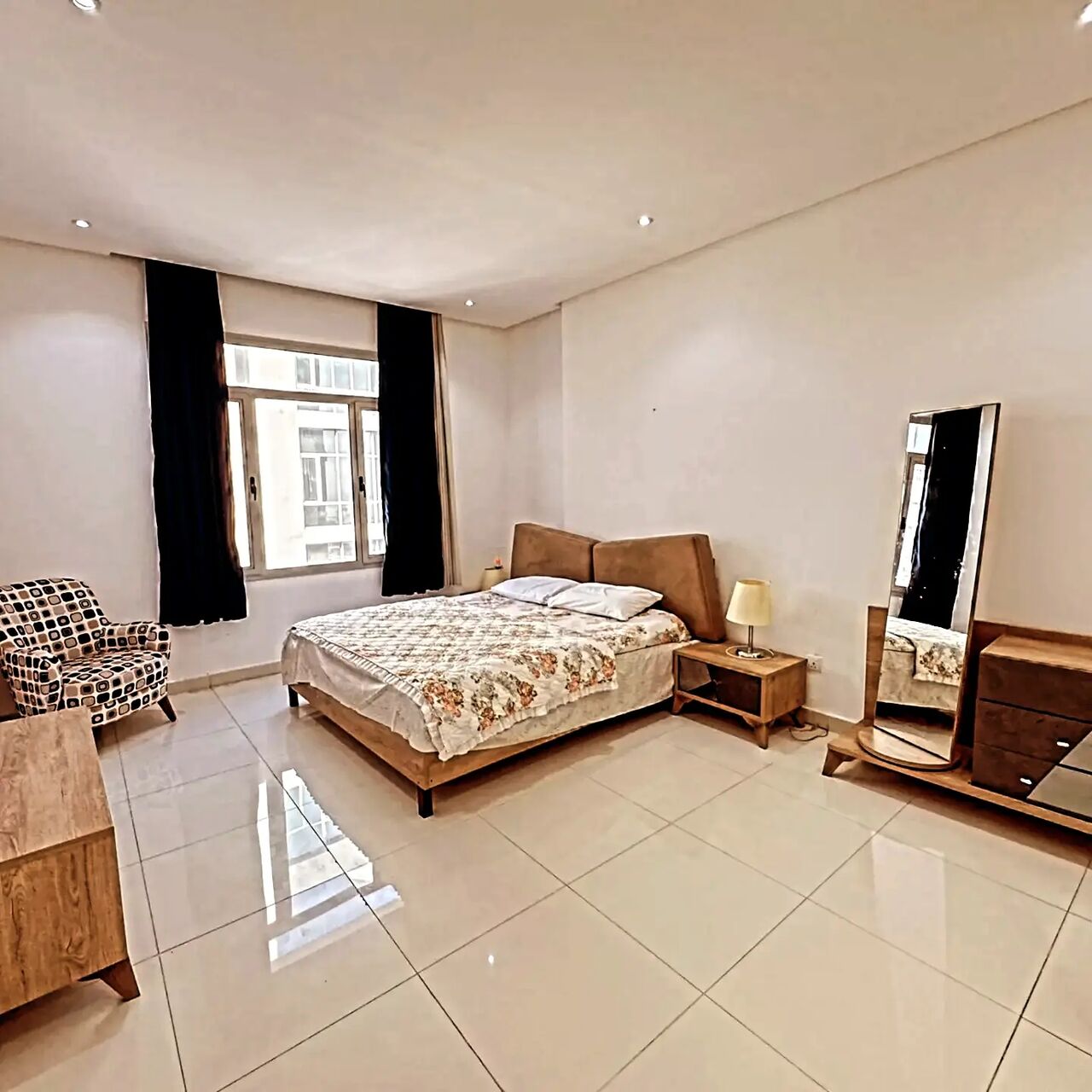 Juffair, Apartments, Flats, Houses & Villas, BHD 260/year,  1 BR,  SEA VIEW LUXURY 1 BEDROOM FOR RENT IN JUFFAIR