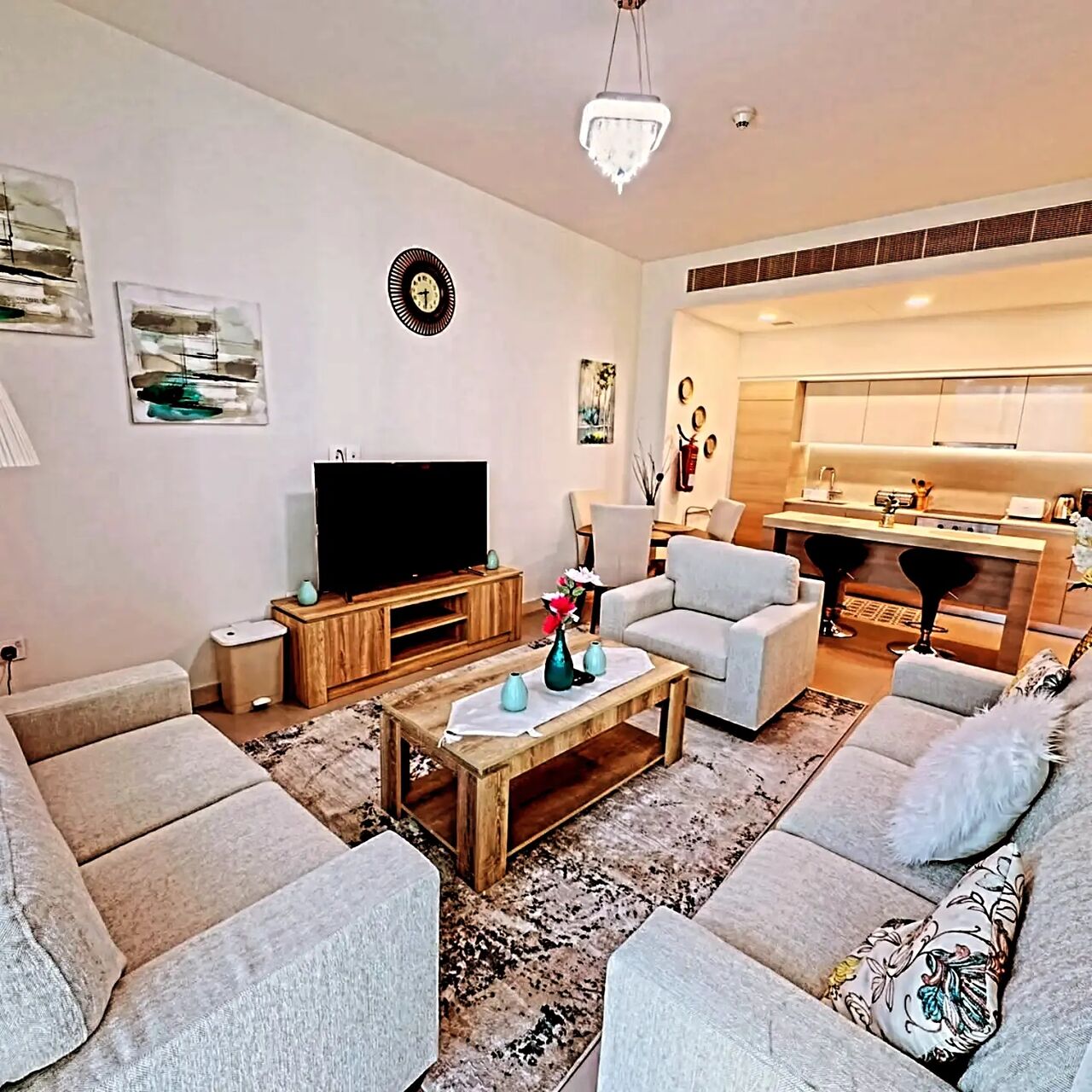 Manama, Apartments, Flats, Houses & Villas, BHD 500/year,  2 BR,  Luxury Bright 2 Bedroom For Rent In Marassi