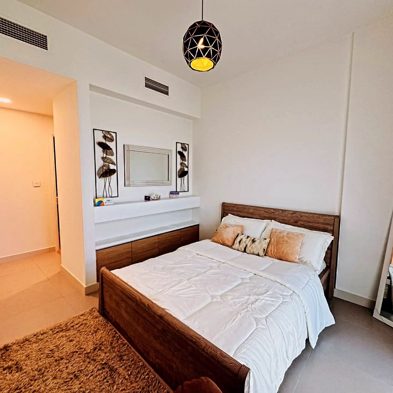 Manama, Apartments, Flats, Houses & Villas, BHD 500/year,  2 BR,  Luxury Bright 2 Bedroom For Rent In Marassi