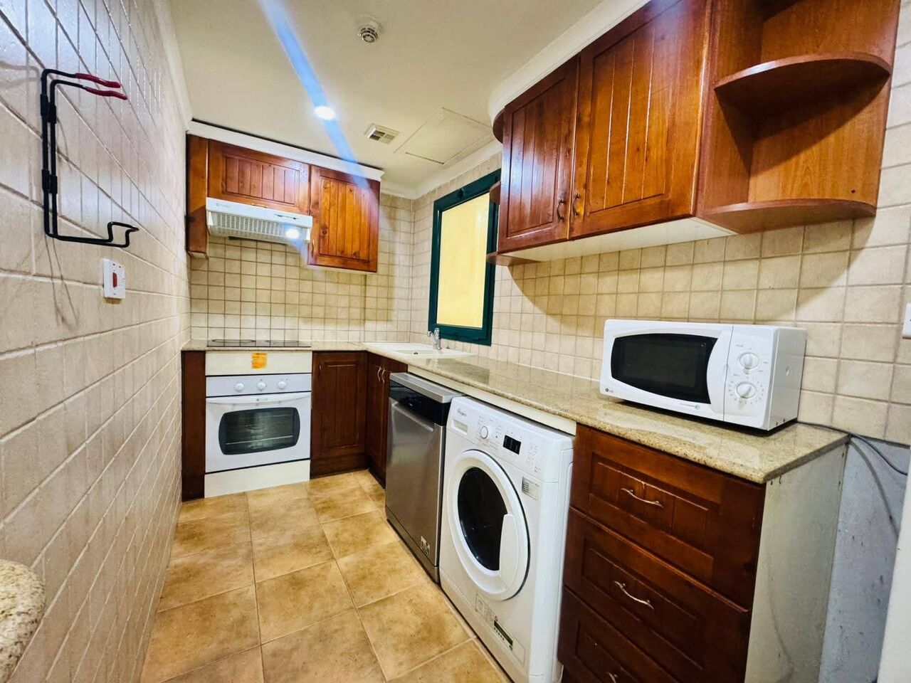 Juffair, Apartments, Flats, Houses & Villas, BHD 220/year,  1 BR,  Budget Friendly 1 Bedroom For Rent In Juffair