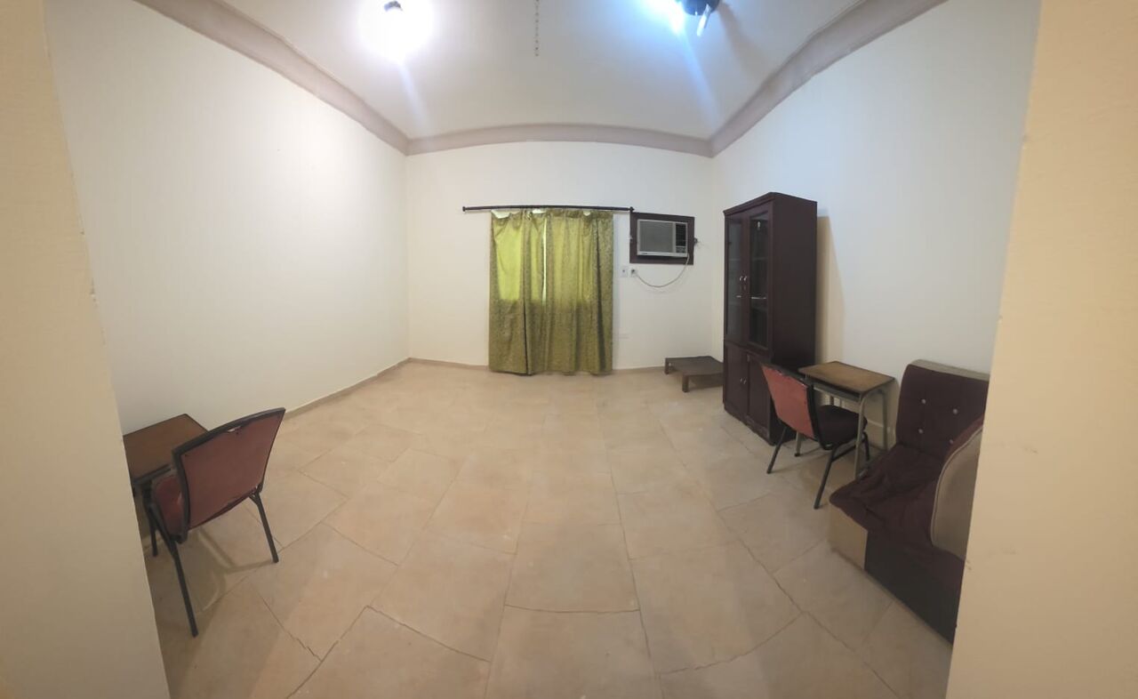 Dammam, Rooms for Rent, BACHELOR ROOM AVAILABLE