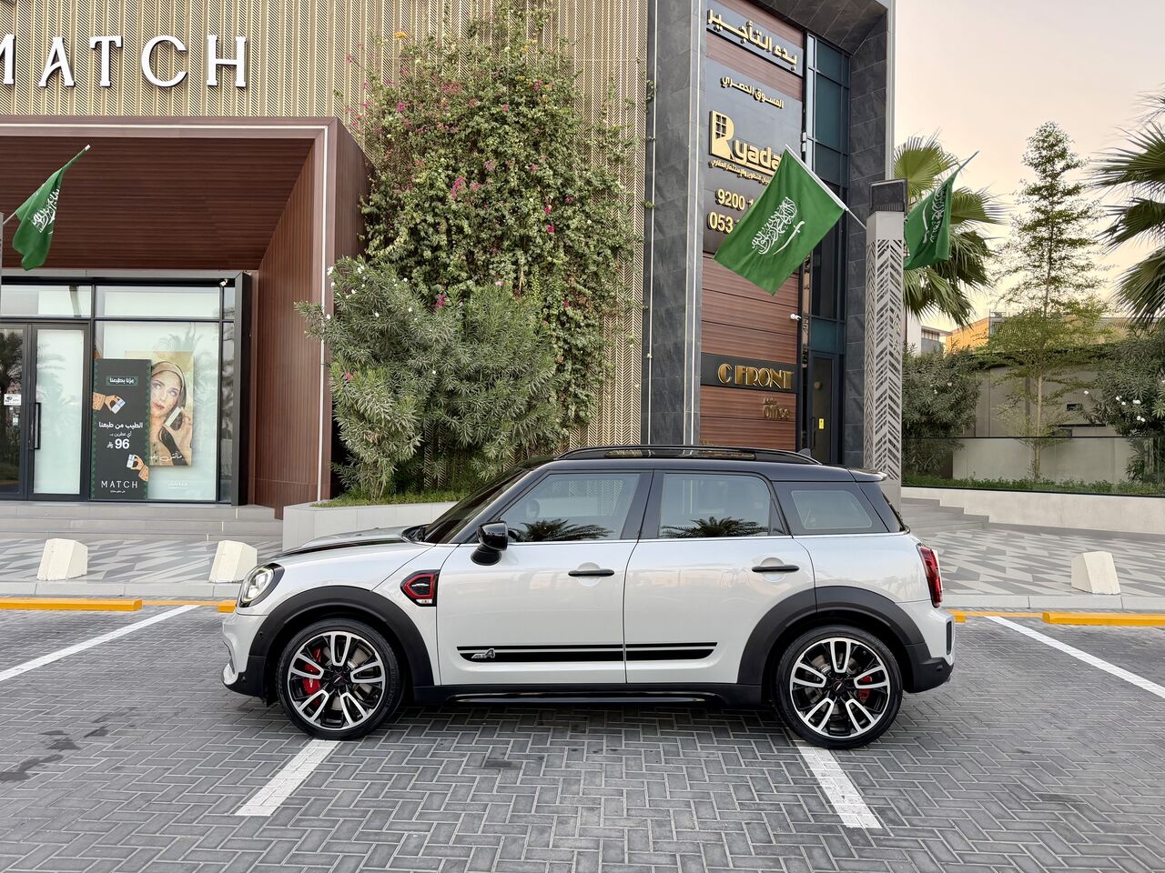 Qatif, Vehicles, Cars & Trucks , SAR 125000,  Mini Countryman JCW,  2022,  Automatic,  55000 KM,    Very Low Mileage
