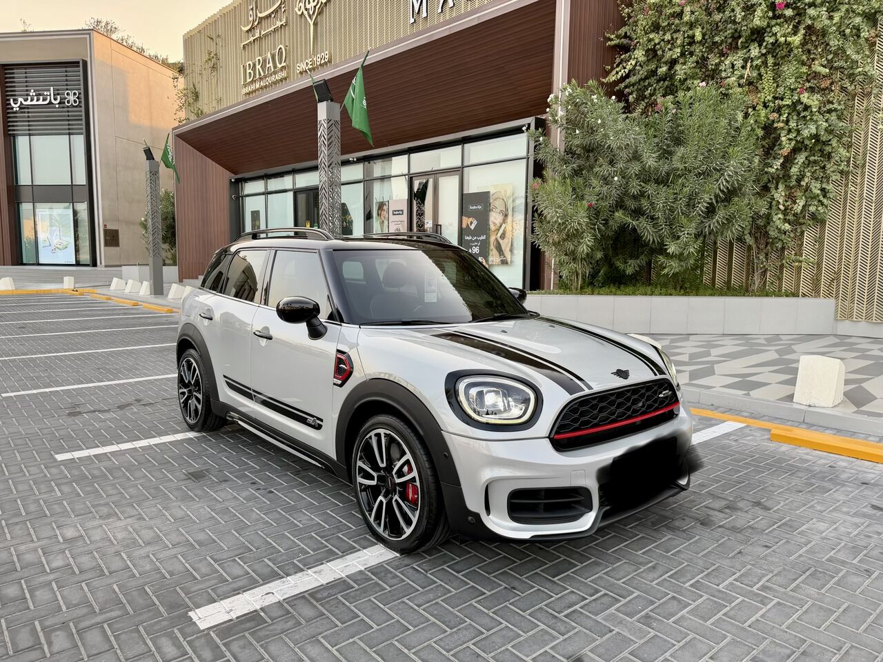 Qatif, Vehicles, Cars & Trucks , SAR 125000,  Mini Countryman JCW,  2022,  Automatic,  55000 KM,    Very Low Mileage