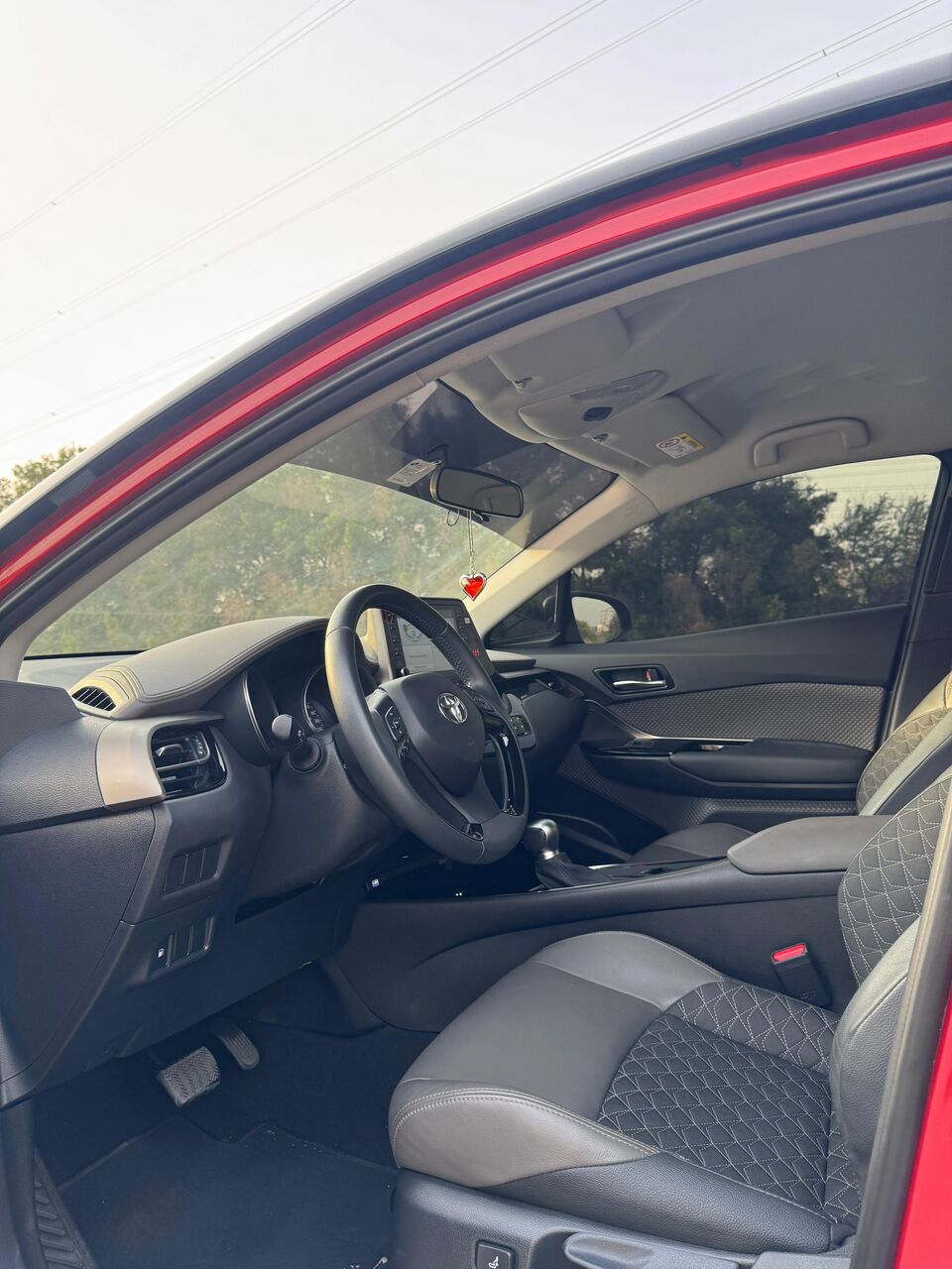 Riyadh, Vehicles, Cars & Trucks , SAR 68000,  Toyota C-HR,  2023,  Automatic,  27000 KM,    New Condition
