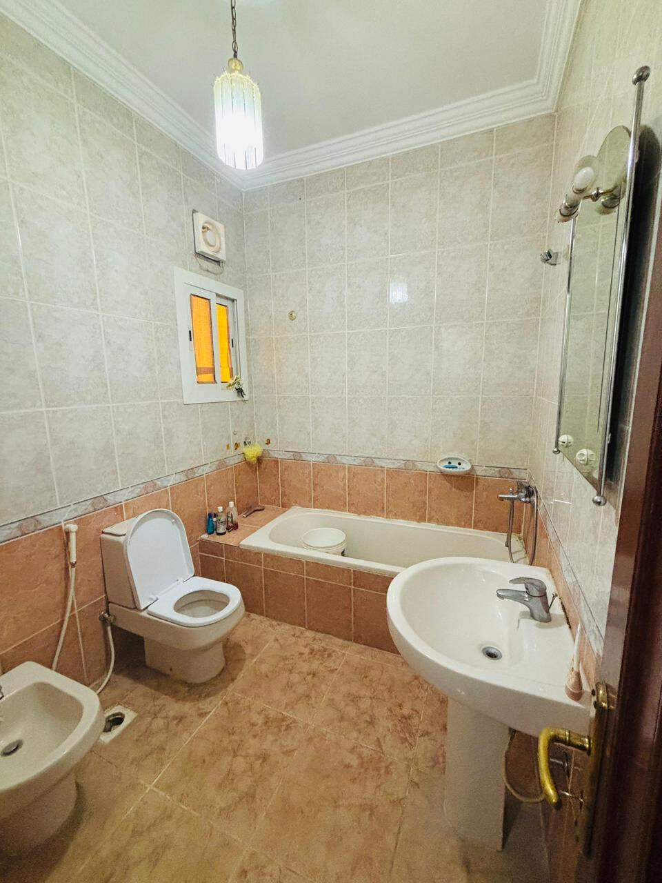 Al Safa, Apartments, Flats, Houses & Villas, Furnished,  3 BR,  3 BHK Fully Furnished Flat &ndash; Available Immediately &ndash; Including Household Items &ndash; Al Safa