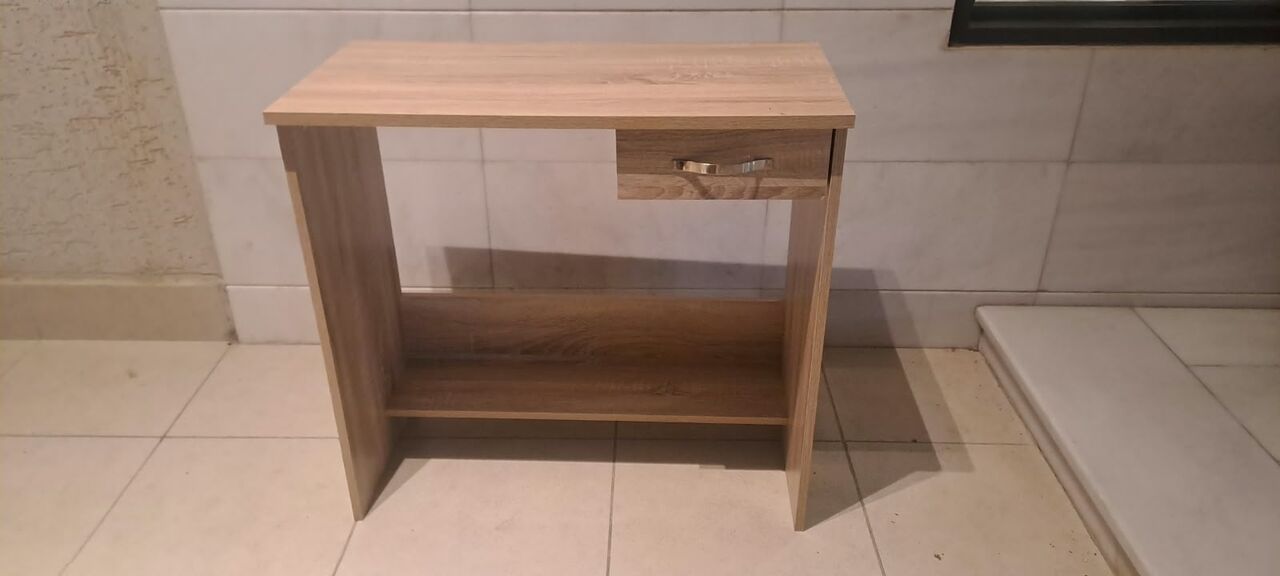 Jeddah, Furniture, SAR 150,  Sturdy Table Or Office Table Available For Sale Including Delivery.