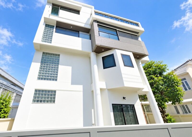 Bangkok, Villas, THB 84998,  120 Sq. Feet,  จอดรถได้ 5 คัน BTSบางจาก800ม. 4นอน 5น้ำ 120 ตร.วา BTSอ