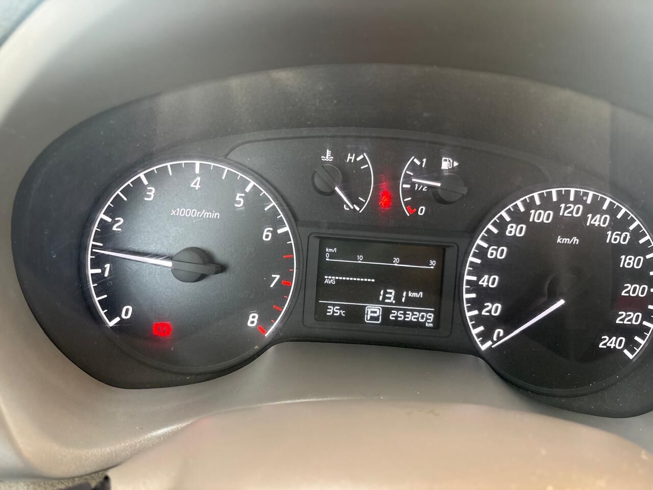 Jeddah, Vehicles, Cars & Trucks , SAR 26500,  2020,  2020,  Automatic,  253000 KM,  Nissan Sentra  Model