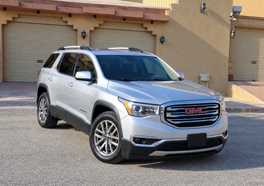 Riyadh, Vehicles, Cars & Trucks , SAR 37500,  Gmc Acadia,  2017,  Automatic,  300 KM,     First Owner