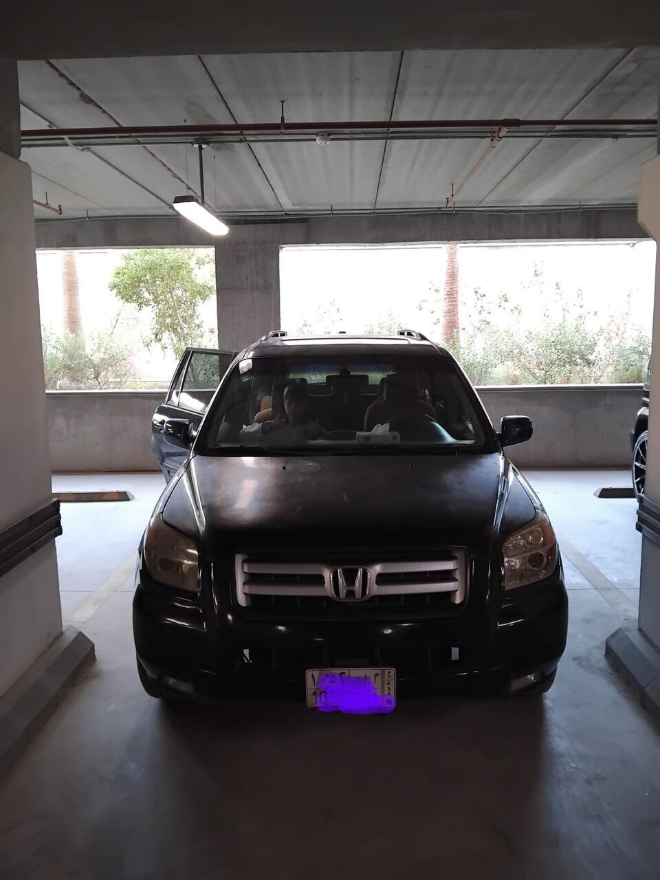 Riyadh, Vehicles, Cars & Trucks , SAR 18000,  Honda Pilot,  2006,  Automatic,  370000 KM,    (7-seater) For Sale - Run And Go