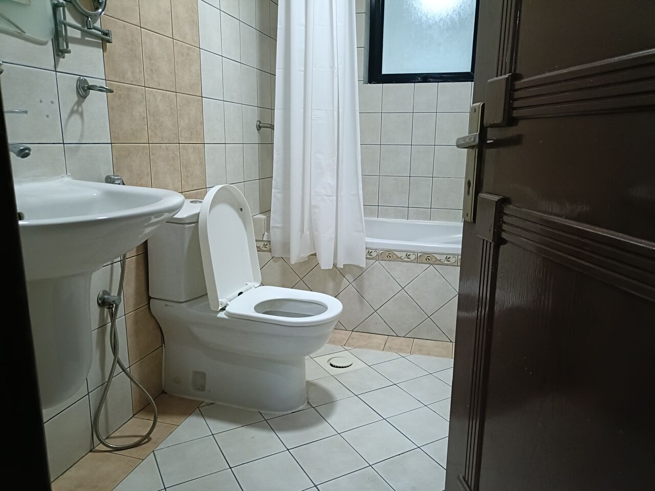 Mahooz, Apartments, Flats, Houses & Villas, BHD 450/month,  Furnished,  2 BR,  150 Sq. Meter,  Fully Furnished 2bhk With Ewa
