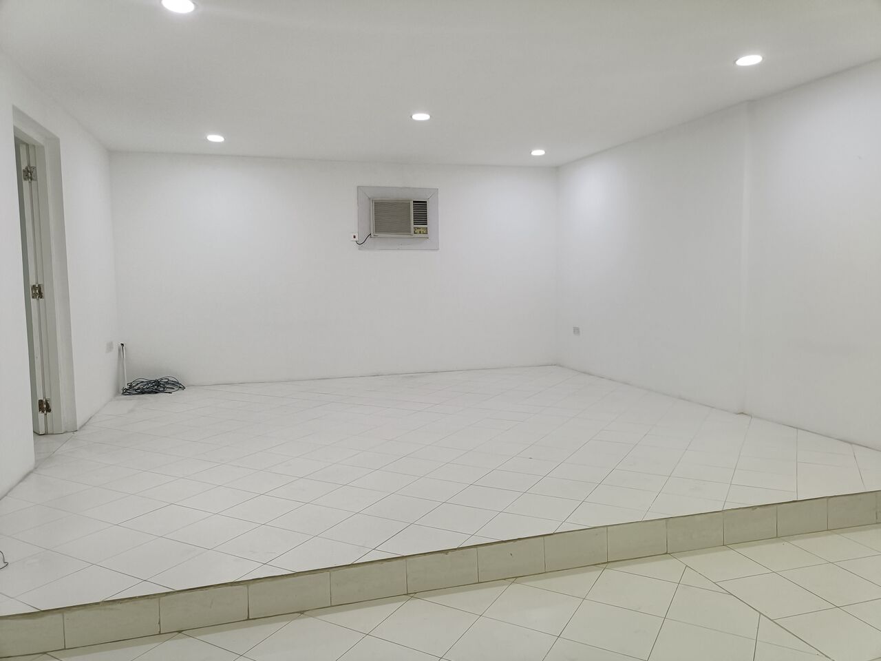 Zinj, Apartments, Flats, Houses & Villas, BHD 260/month,  1 BR,  150 Sq. Meter,  Semi Furnished Villa Type 1bhk With Ewa