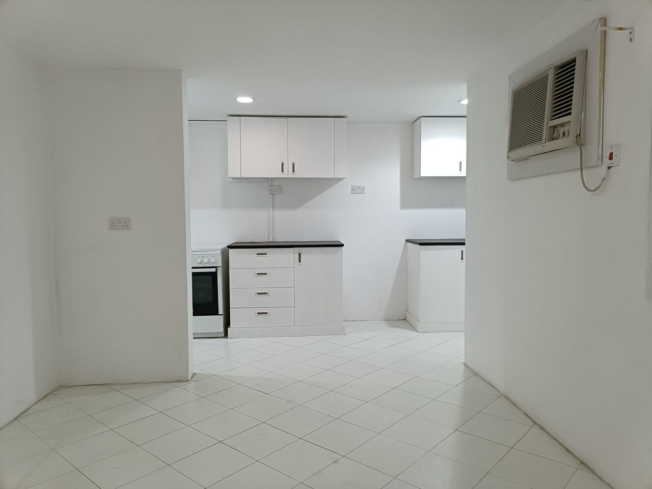 Zinj, Apartments, Flats, Houses & Villas, BHD 260/month,  1 BR,  150 Sq. Meter,  Semi Furnished Villa Type 1bhk With Ewa