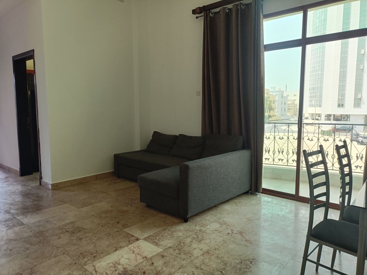 Mahooz, Apartments, Flats, Houses & Villas, BHD 320/month,  Furnished,  2 BR,  150 Sq. Meter,  Fully Furnished 2bhk With Eww