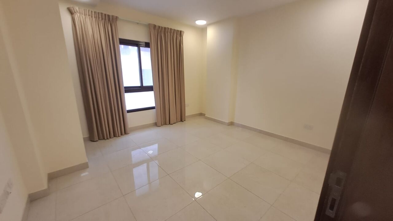Adliya, Apartments, Flats, Houses & Villas, BHD 260/month,  2 BR,  150 Sq. Meter,  Semi Furnished 2bhk Without Ewa