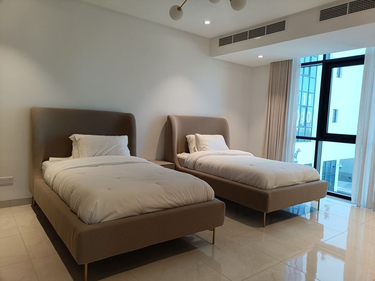 Adliya, Apartments, Flats, Houses & Villas, BHD 850/month,  3 BR,  200 Sq. Meter,  Brand New Luxury Semi Furnished 3bhk With Ewa