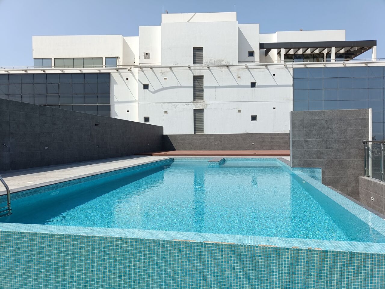 Adliya, Apartments, Flats, Houses & Villas, BHD 650/month,  2 BR,  150 Sq. Meter,  Brand New Luxury Semi Furnished 2bhk With Ewa