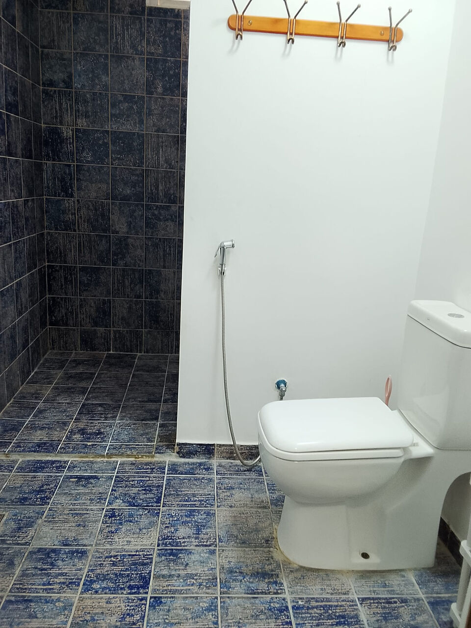 Jidhafs, Apartments, Flats, Houses & Villas, BHD 160/year,  1 BR,  RENT - BU QUWA