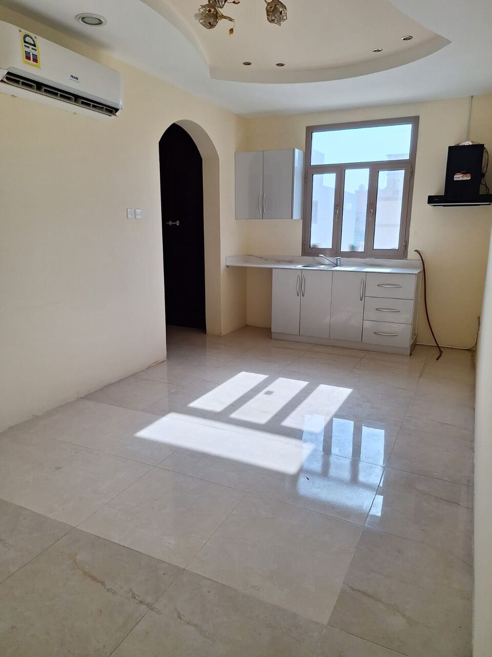 Tubli, Apartments, Flats, Houses & Villas, BHD 180/month,  1 BR,  130 Sq. Meter,  Semi Furnished 1bhk With Ewa