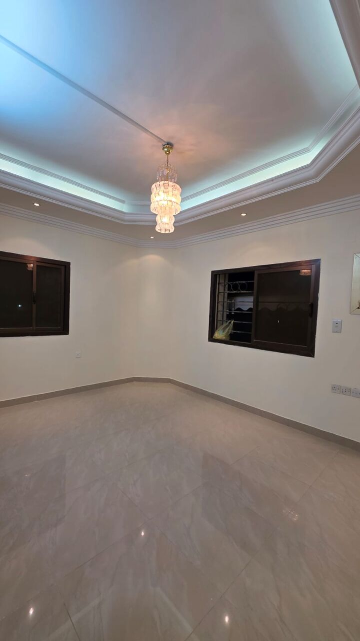Riyadh, Apartments, Flats, Houses & Villas, 2 BR,  UNFURNISHED 2BHK GROUND FLOOR APARTMENT AVAILABLE IN FAMILY VILLA NEAR KINGDOM TOWER