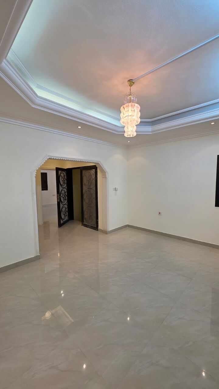 Riyadh, Apartments, Flats, Houses & Villas, 2 BR,  UNFURNISHED 2BHK GROUND FLOOR APARTMENT AVAILABLE IN FAMILY VILLA NEAR KINGDOM TOWER
