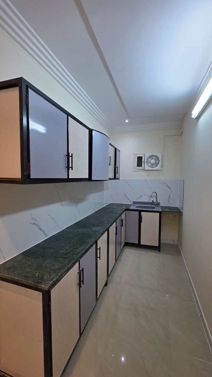 Riyadh, Apartments, Flats, Houses & Villas, 2 BR,  UNFURNISHED 2BHK GROUND FLOOR APARTMENT AVAILABLE IN FAMILY VILLA NEAR KINGDOM TOWER