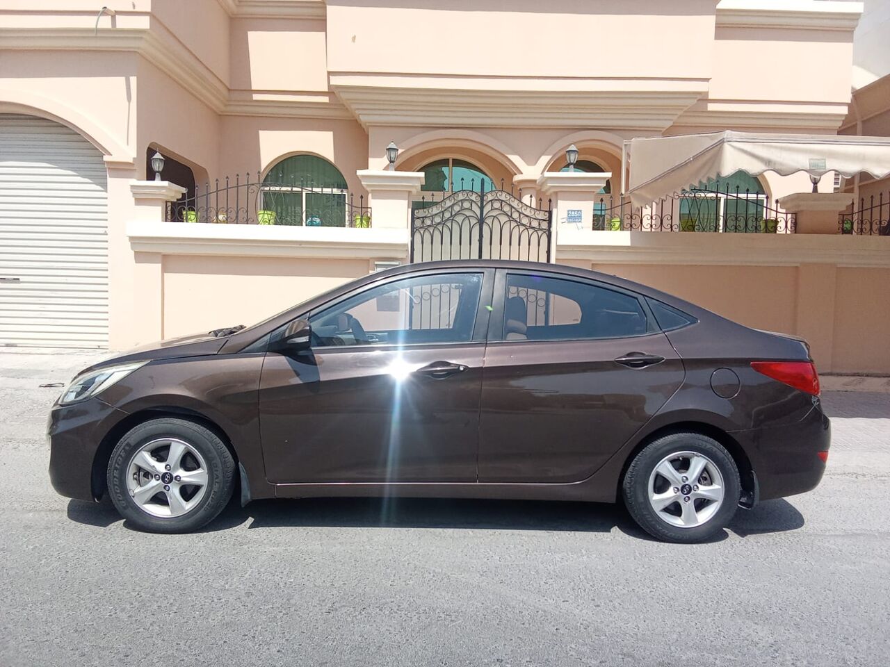 Riffa, Vehicles, Cars & Trucks , BHD 2250,  HYUNDAI ACCENT,  2017,  Automatic,  194000 KM,  1.6L MID OPTION GOOD CONDITION CAR FOR SALE