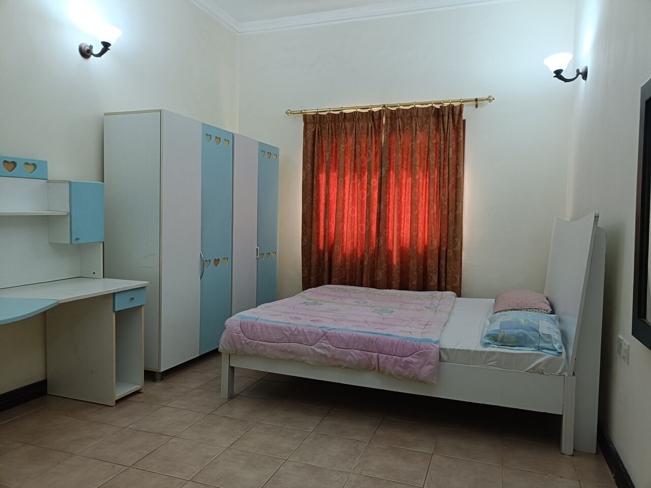 Gudaibiya, Apartments, Flats, Houses & Villas, BHD 350/month,  Furnished,  2 BR,  150 Sq. Meter,  Fully Furnished 2bhk With Ewa