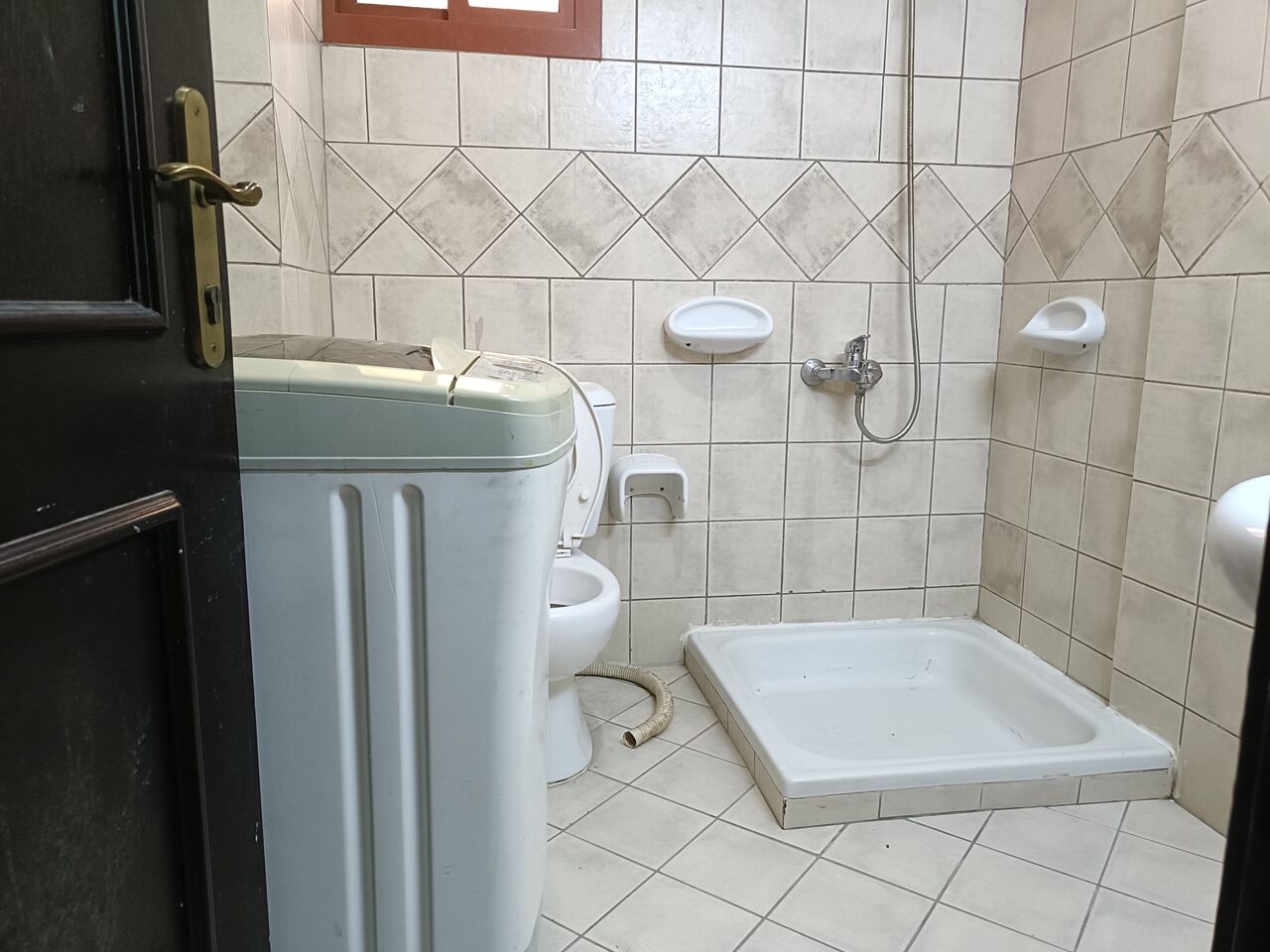 Gudaibiya, Apartments, Flats, Houses & Villas, BHD 350/month,  Furnished,  2 BR,  150 Sq. Meter,  Fully Furnished 2bhk With Ewa