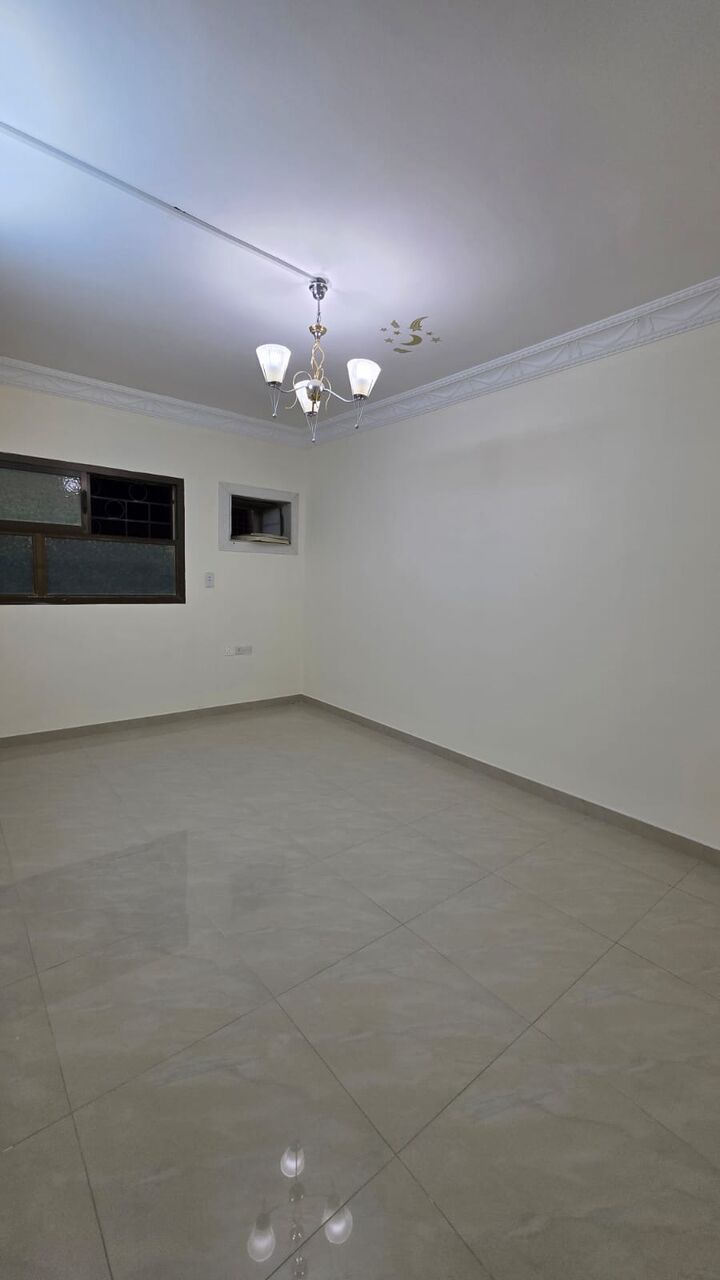 Riyadh, Apartments, Flats, Houses & Villas, 1 BR,  UNFURNISHED STUDIO GROUND FLOOR APARTMENT AVAILABLE IN FAMILY VILLA NEAR KINGDOM TOWER