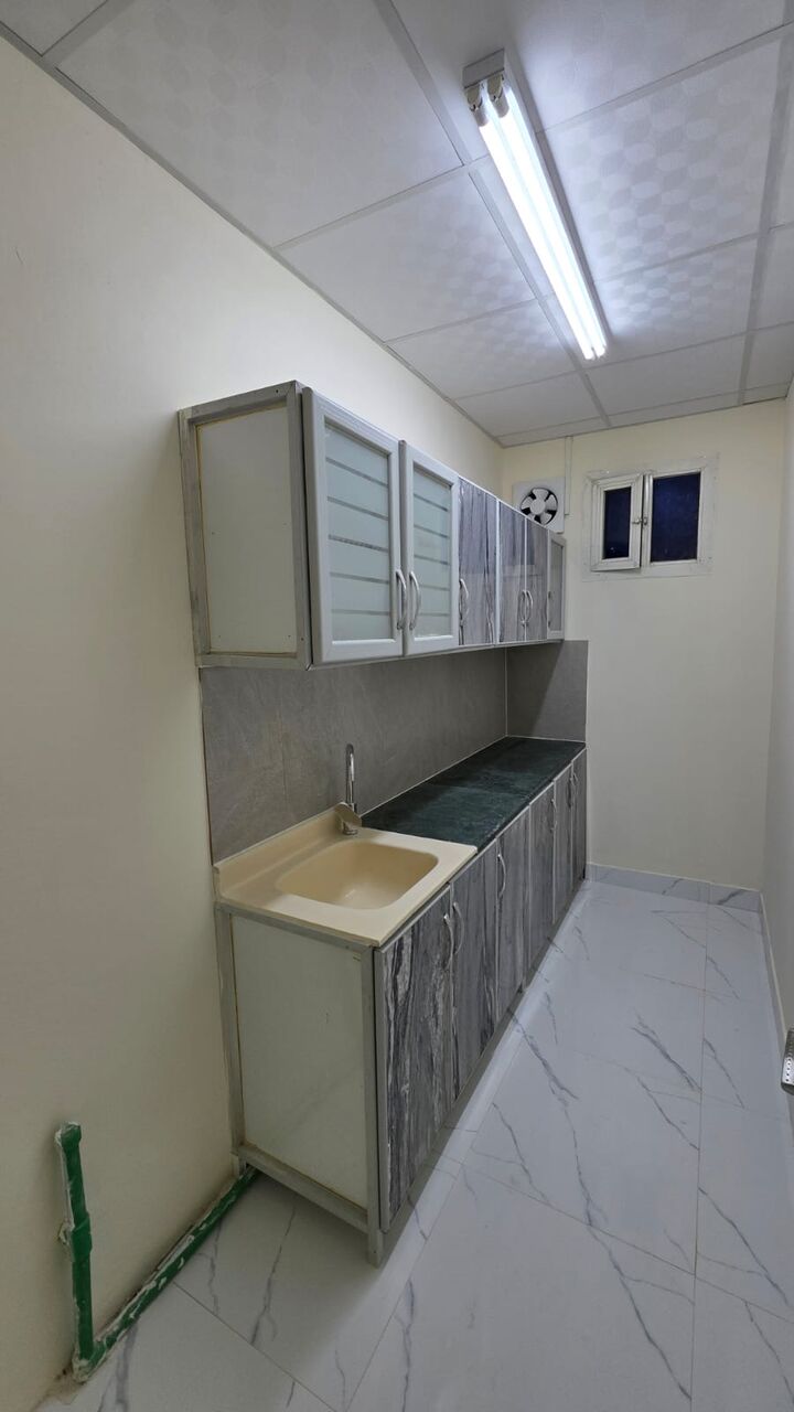 Riyadh, Apartments, Flats, Houses & Villas, 1 BR,  UNFURNISHED STUDIO GROUND FLOOR APARTMENT AVAILABLE IN FAMILY VILLA NEAR KINGDOM TOWER