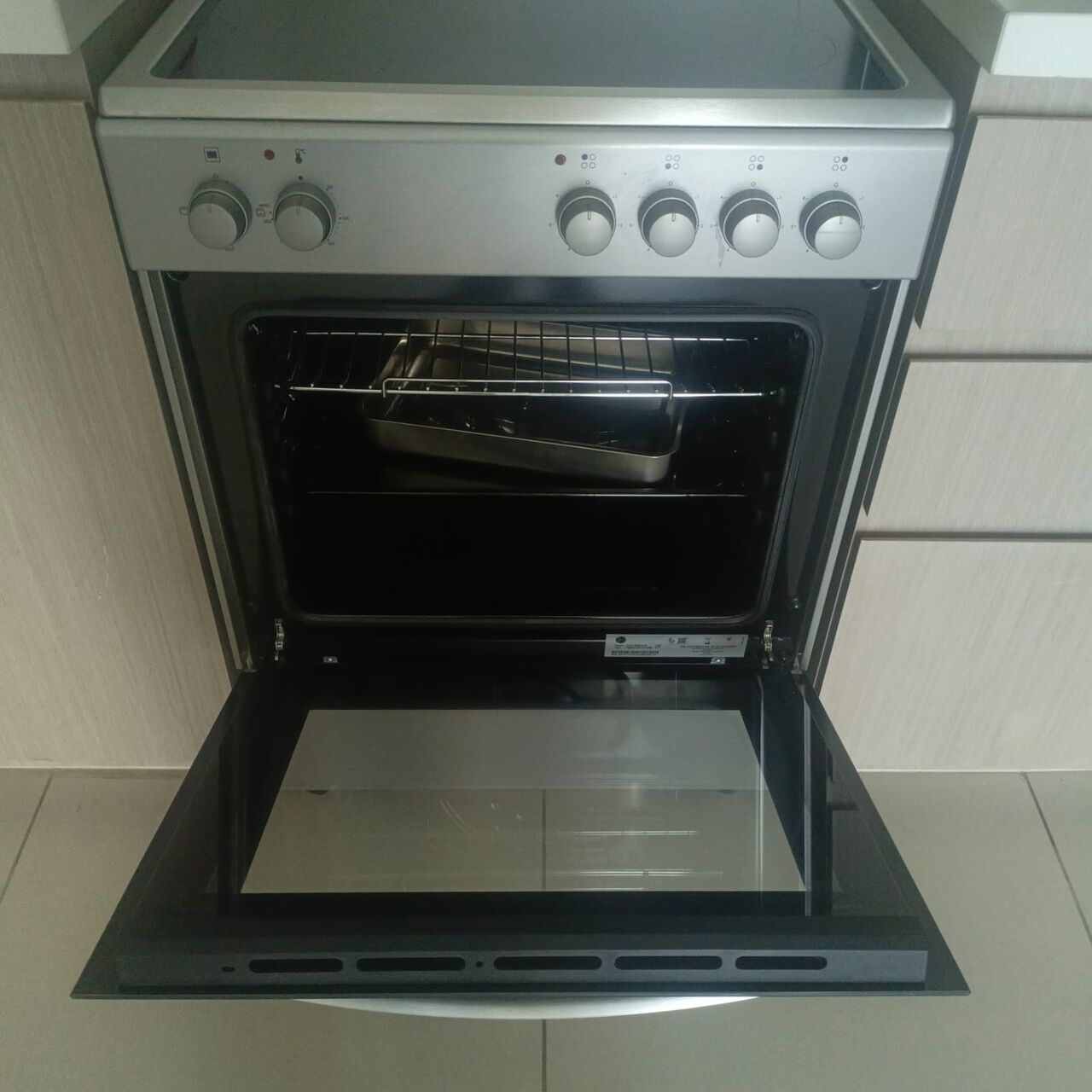 Dubai, Appliance Repair, Your Microwave Oven Not Heating? Same-Day Repair In Dubai