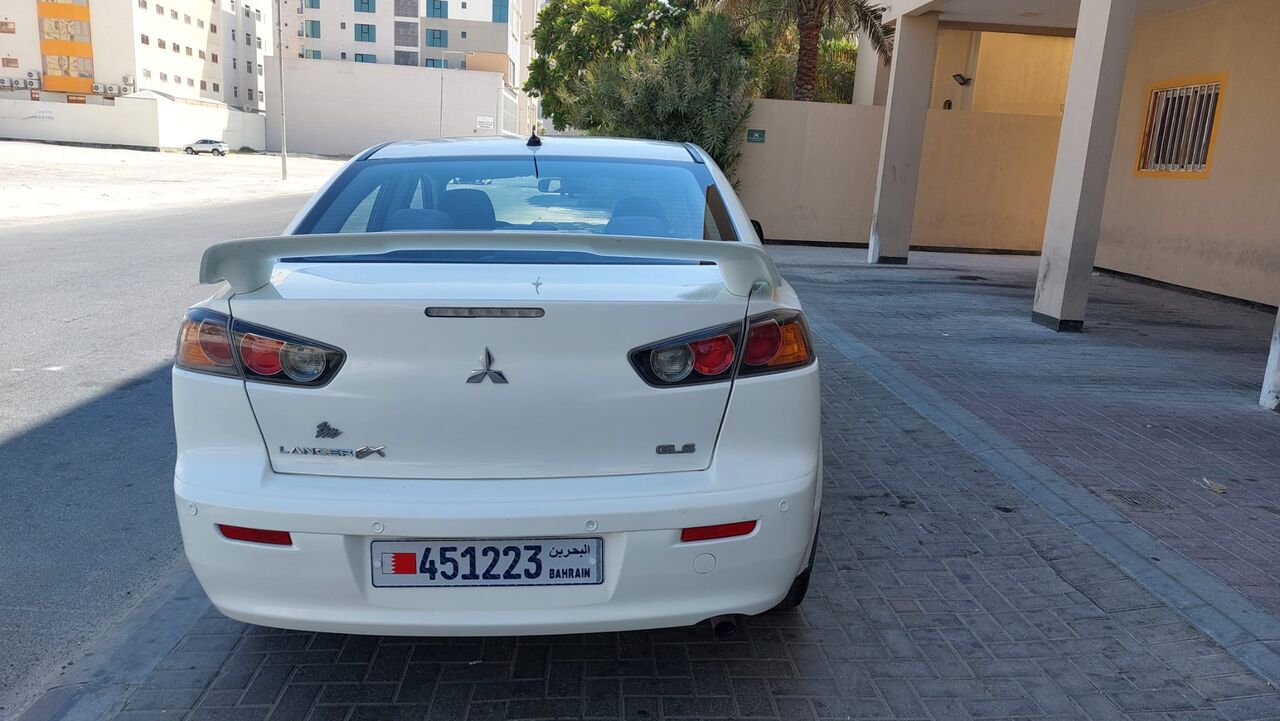Manama, Vehicles, Cars & Trucks , BHD 1650,  Mitsubishi Lancer 2.0 L Full Automattic Very Good Condatio,  2014,  Automatic,  200000 KM,  N