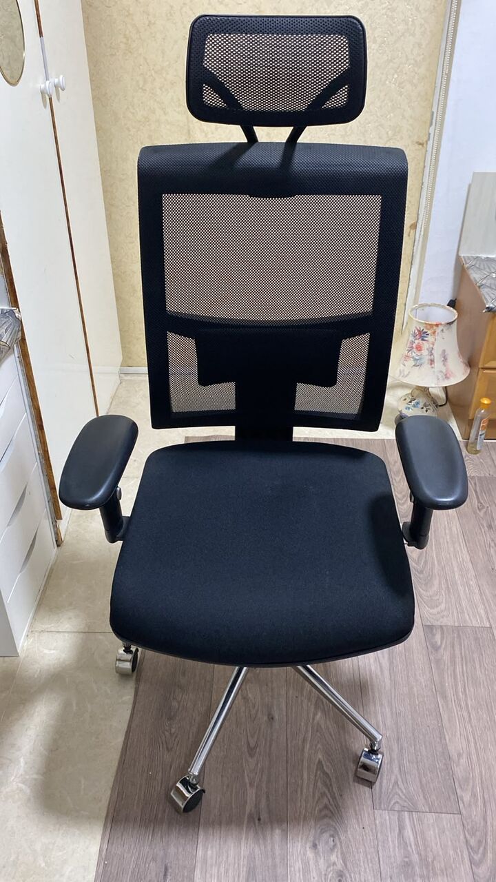Yanbu, Furniture, SAR 1,  Office Wheel Comfortable Chair