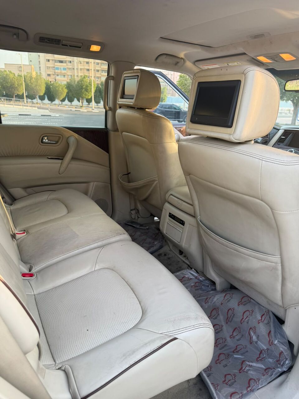 Khobar, Vehicles, Cars & Trucks , SAR 60000,  Nissan Patrol,  2012,  Automatic,  271000 KM,    &ndash; Diamond Edition | 4&times;4 V8 | 7-Seater