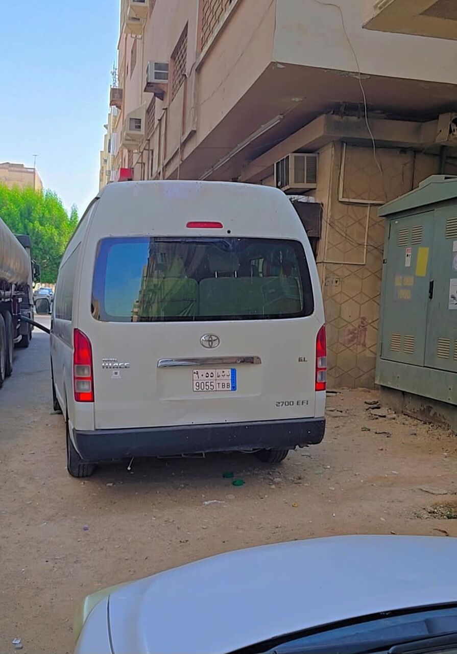 Yanbu, Vehicles, Cars & Trucks , SAR 50000,  Toyota HiAce High-Roof Passenger Mini Bus,  2013,  Manual,  110000 KM,   For Sale