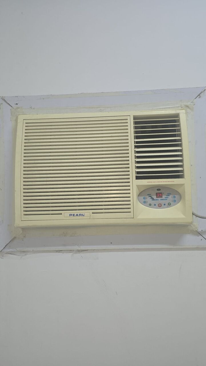 Salmaniya, Household Items, BHD 50,  Window AC 1.5TON 2NO PEARL &FALCON