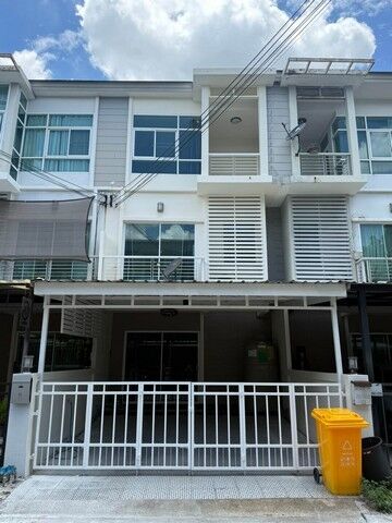 Bangkok, Villas, THB 26000,  18 Sq. Feet,  ทาวน์โฮม 3 ชั้น 3 ห้องนอน  3 ห้องน้ำ  โครงก