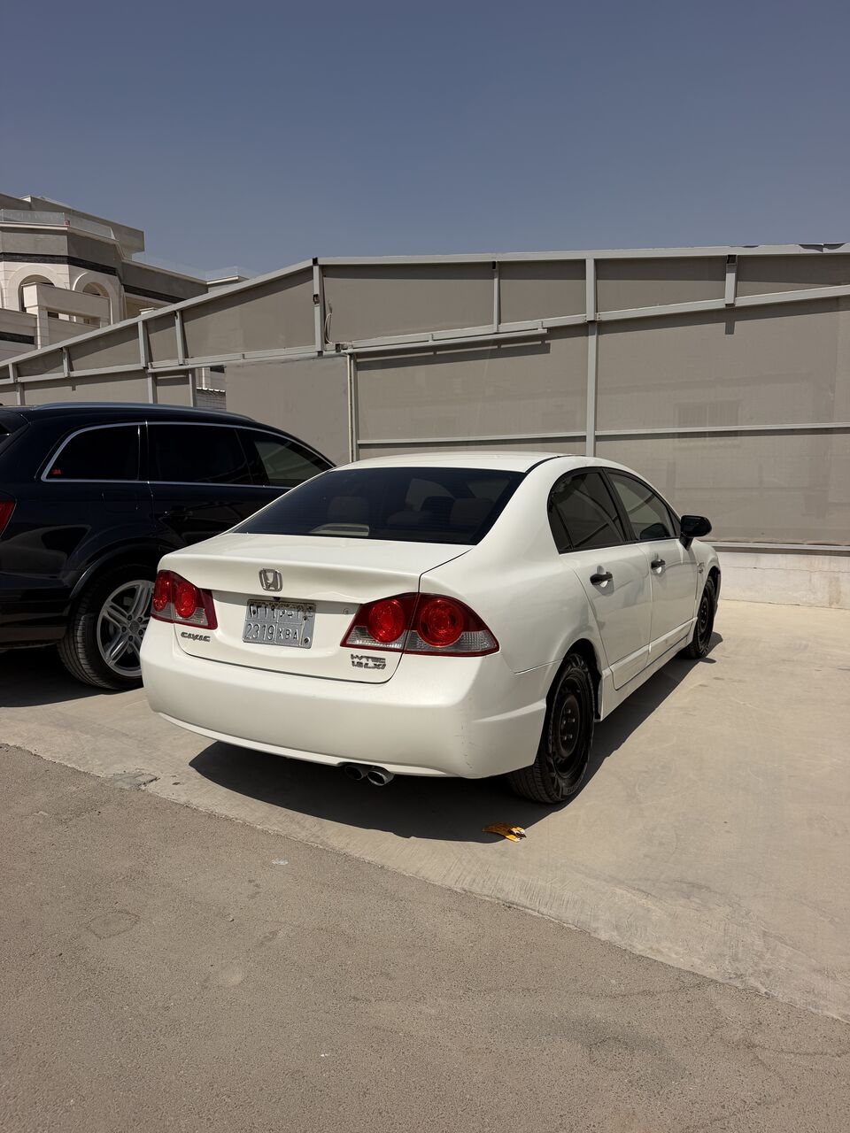 Hittin, Vehicles, Cars & Trucks , SAR 18500,  Honda Civic,  2008,  Automatic,  258600 KM,    White  Good Condition