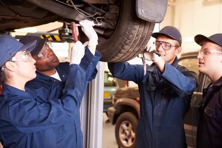 Riyadh, Jobs, Mechanical Helpers