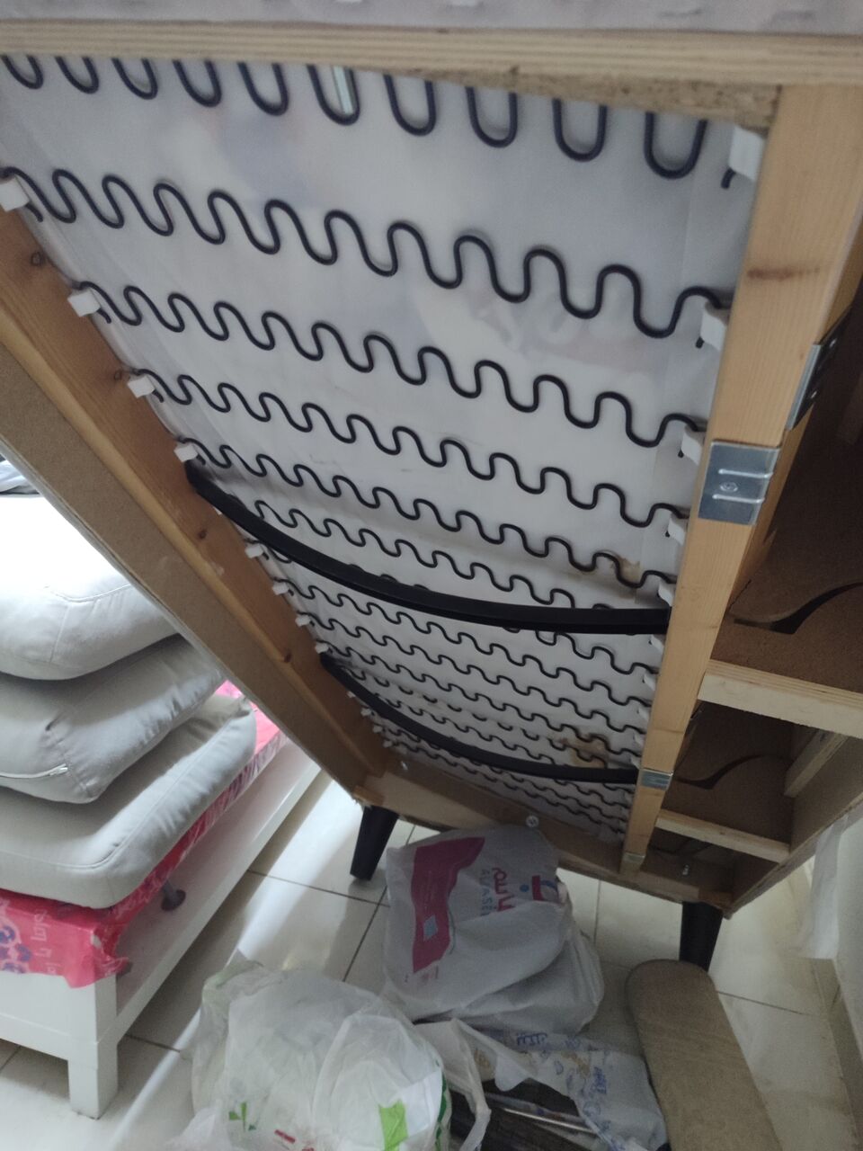 Umm Al Hamam, Furniture, SAR 200,  IKEA TABLE 