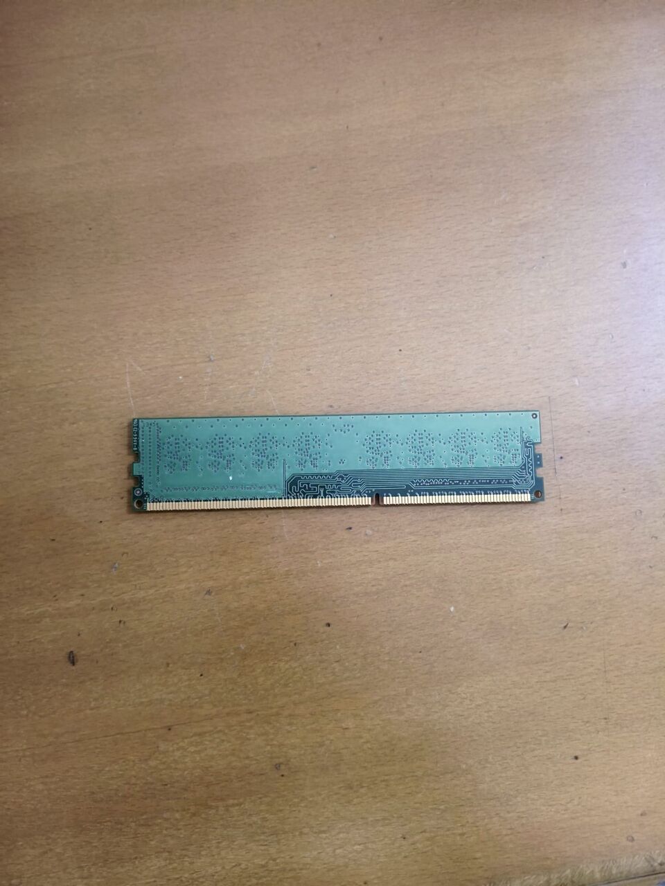 Manama, Computers, BHD 10,  (Samsung) M378B5173DB0-CK0 4GB 1Rx8 PC3-128000-11-12-A1 PC(desktop Memory)