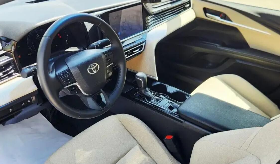 Riyadh, Vehicles, Cars & Trucks , TOYOTA CAMRY,  2025,  Automatic,  8000 KM,  FULL OPTION SUN ROOF PETROL 6