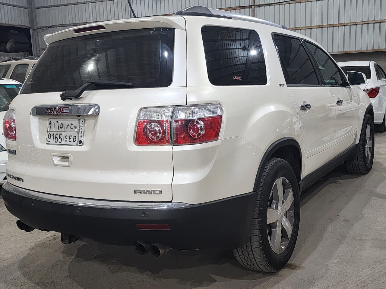 Al Malaz, Vehicles, Cars & Trucks , SAR 18000,  Gmc Acadia,  2011,  Automatic,  264000 KM,  All Good Condition New AC Compressor With 1 Year Warranty All Work Done