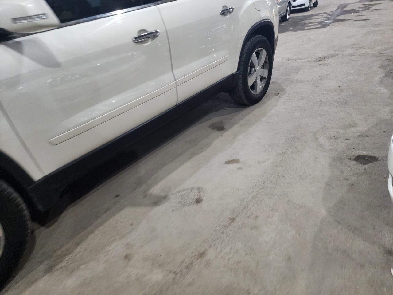 Al Malaz, Vehicles, Cars & Trucks , SAR 18000,  Gmc Acadia,  2011,  Automatic,  264000 KM,  All Good Condition New AC Compressor With 1 Year Warranty All Work Done
