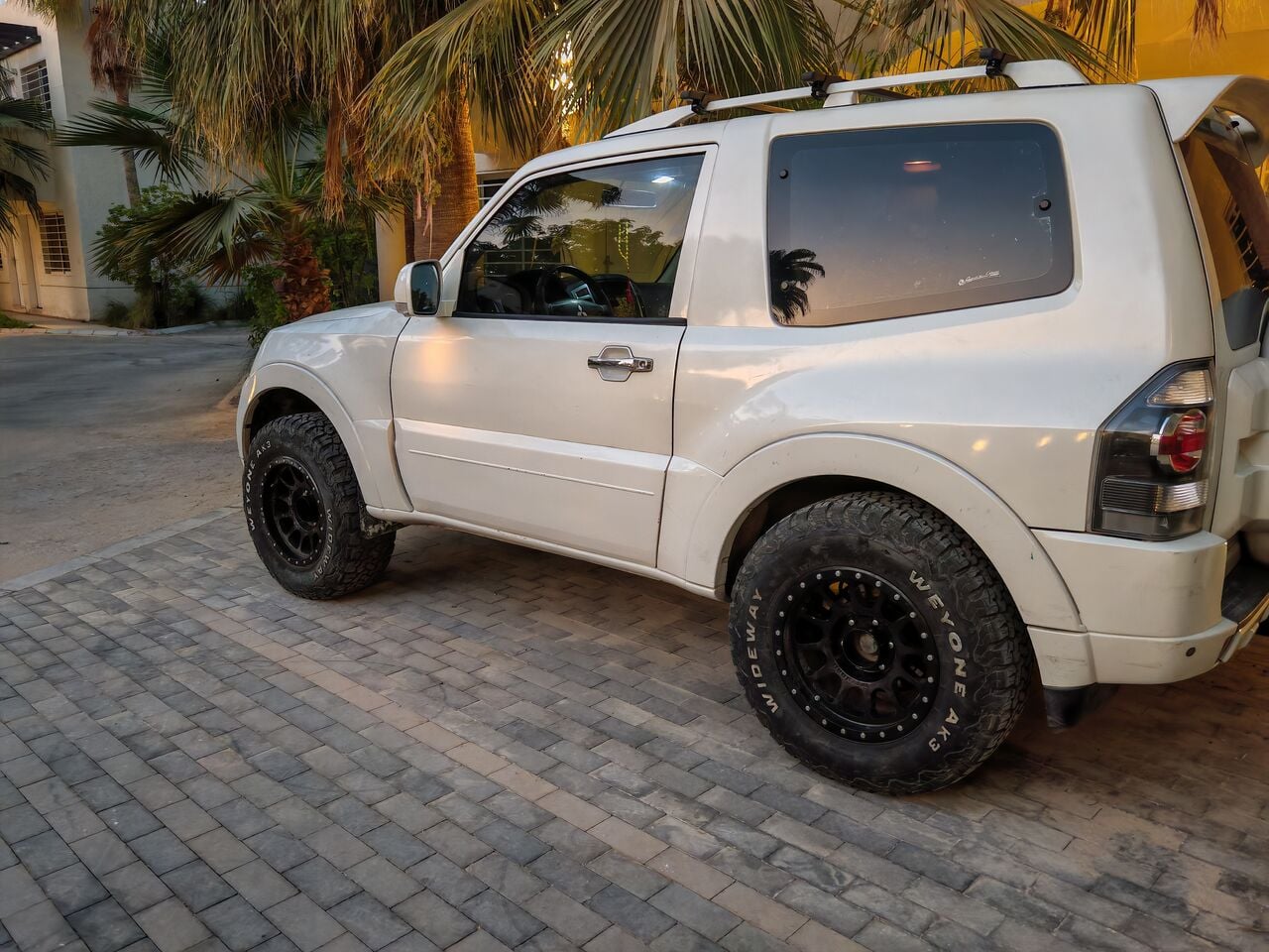 Riyadh, Vehicles, Cars & Trucks , SAR 35000,  Mitsubishi Pajero,  2010,  Automatic,  235000 KM,  3 Door Pajero Suitable For The Desert