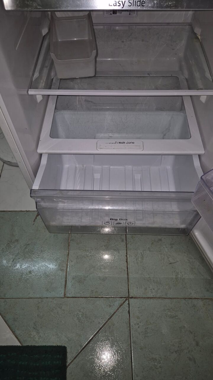 Jeddah, Appliances, SAR 1350,  Samsung Refrigerator, Excellent Condition 11.54 Cft, Digital Invertor