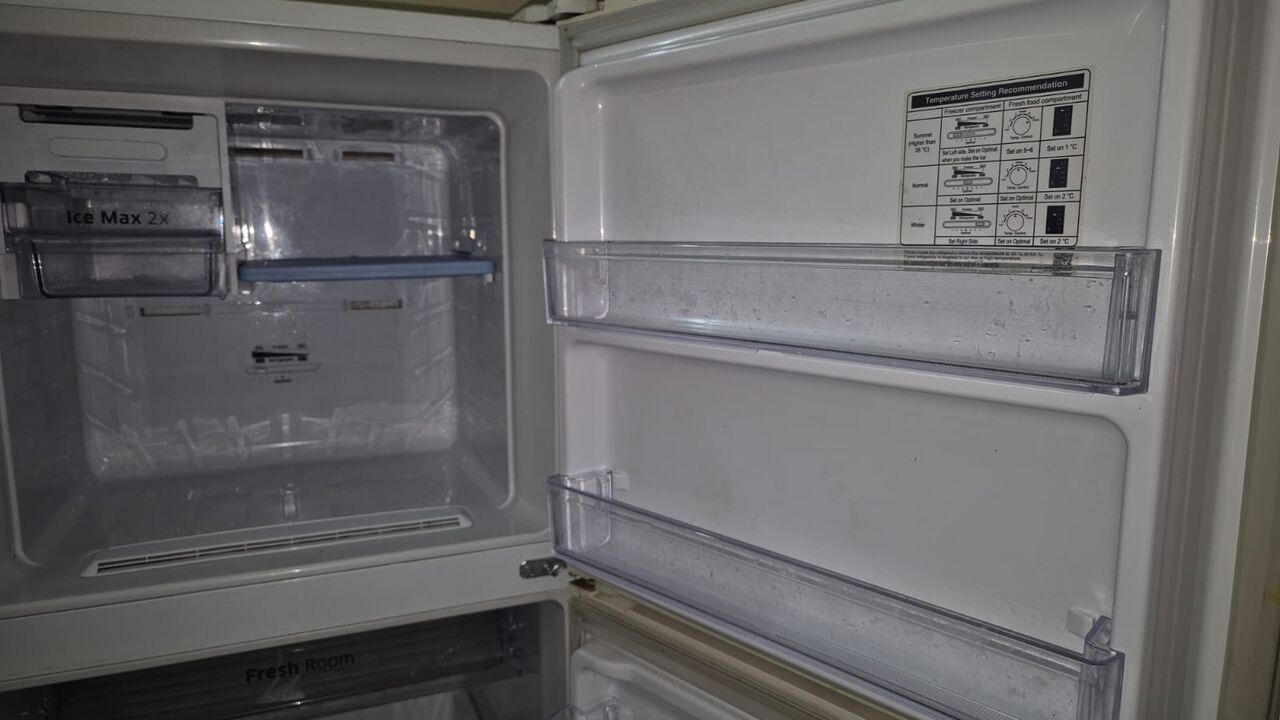Jeddah, Appliances, SAR 1350,  Samsung Refrigerator, Excellent Condition 11.54 Cft, Digital Invertor