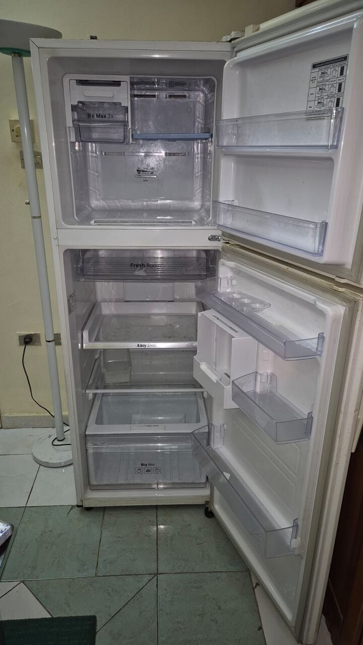 Jeddah, Appliances, SAR 1350,  Samsung Refrigerator, Excellent Condition 11.54 Cft, Digital Invertor