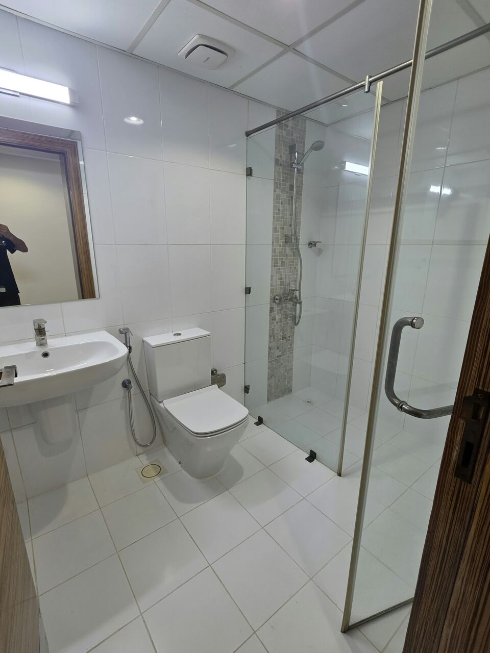 Juffair, Apartments, Flats, Houses & Villas, BHD 265/month,  1 BR,  Flat For Rent In Juffair With EWA..